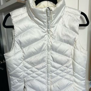 The North Face Women’s White Vest Size Small